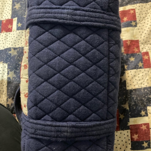 Mickey Mouse Patriotic quilted bag.14" x 10". Used. Zipper & 6 pockets on inside - Picture 6 of 9